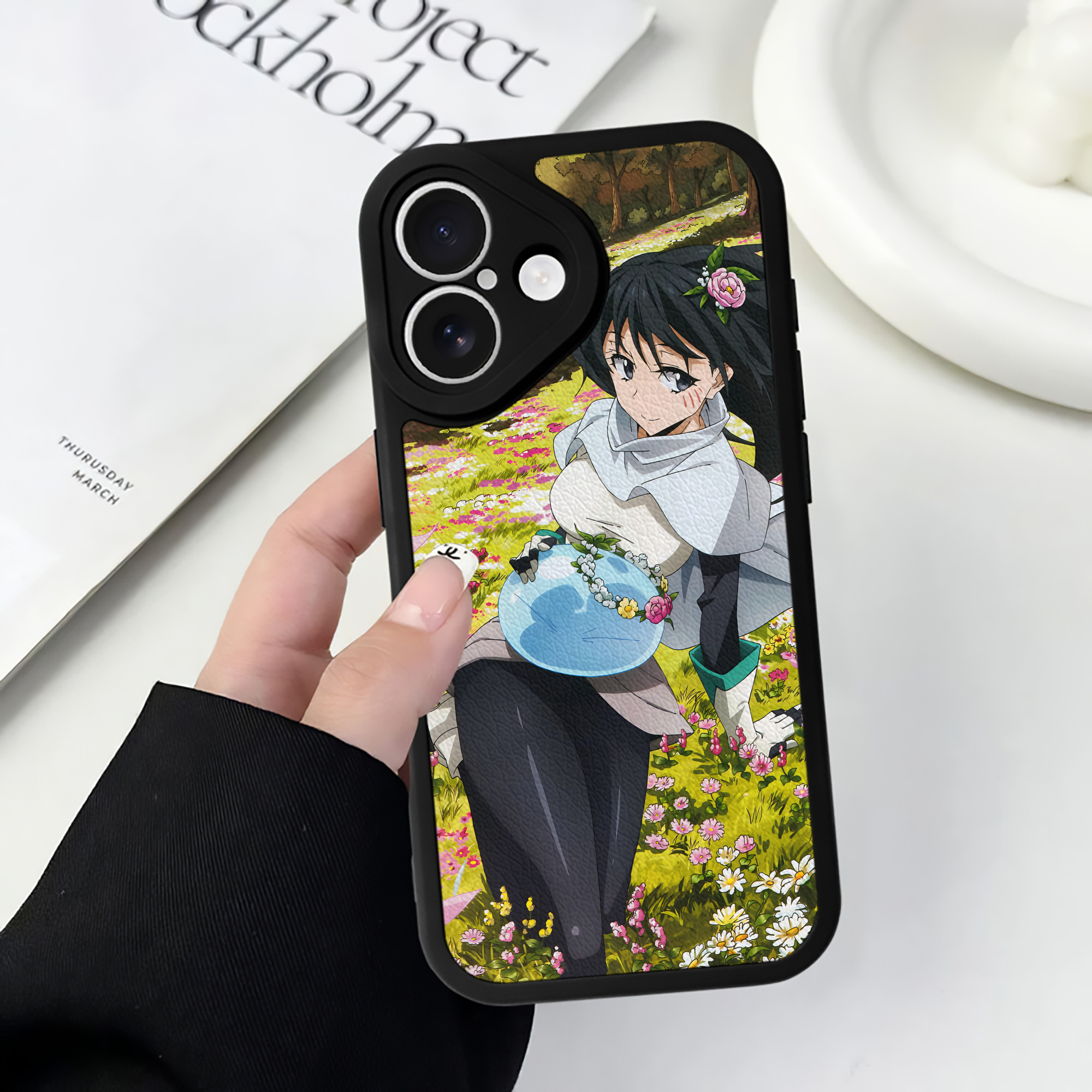 （画像用） 転スラ Regarding Reincarnated to Slime 【iPhone 16シリーズ対応】シリコンスマホケース（レザー調） 材質：シリコン